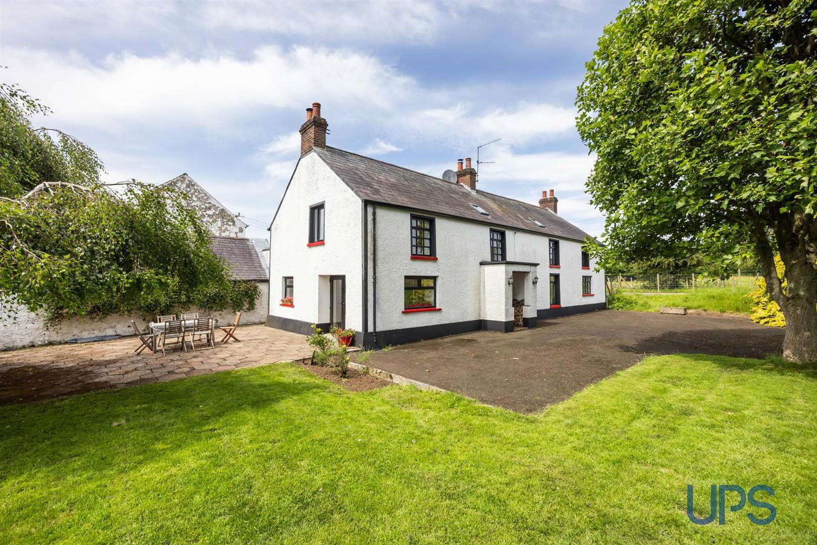 property description image