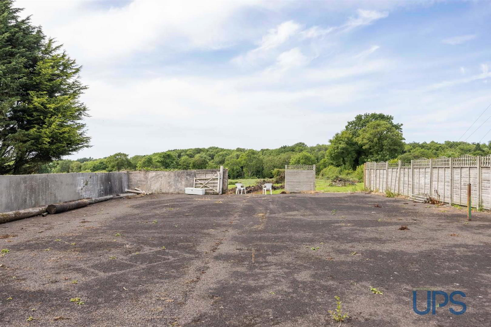 'Glenfield', 87 Cidercourt Road 47 of 79
