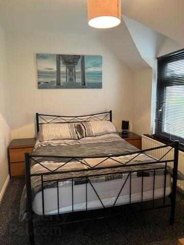 22 Dhu Varren Park South 13 of 15