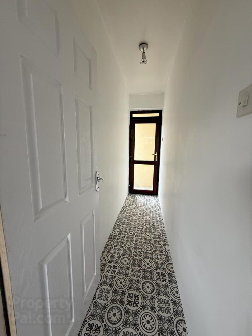 48 Donard Drive 5 of 10