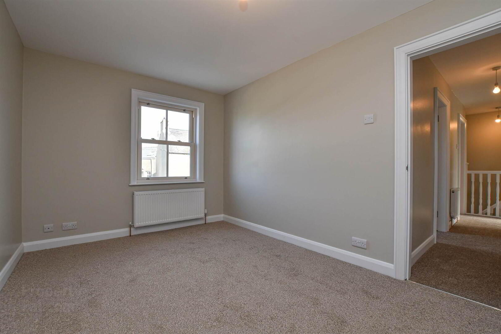 60 Castle Street 17 of 28