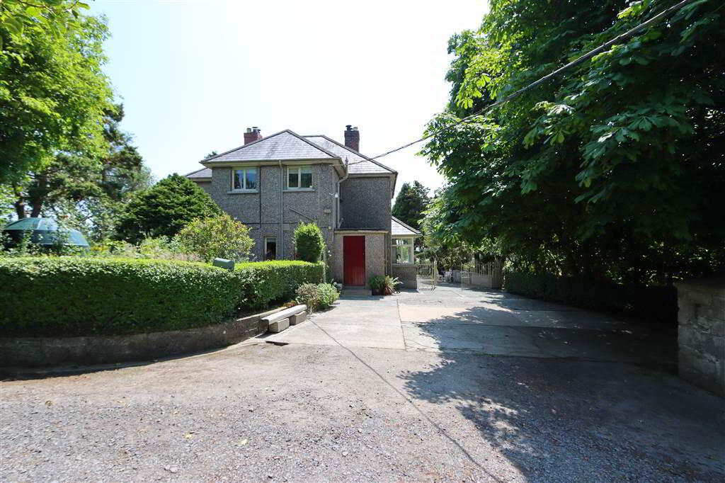 'Mount Cairn', 106 Newtownards Road 29 of 61