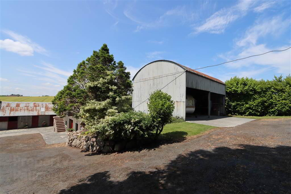 'Mount Cairn', 106 Newtownards Road 34 of 61