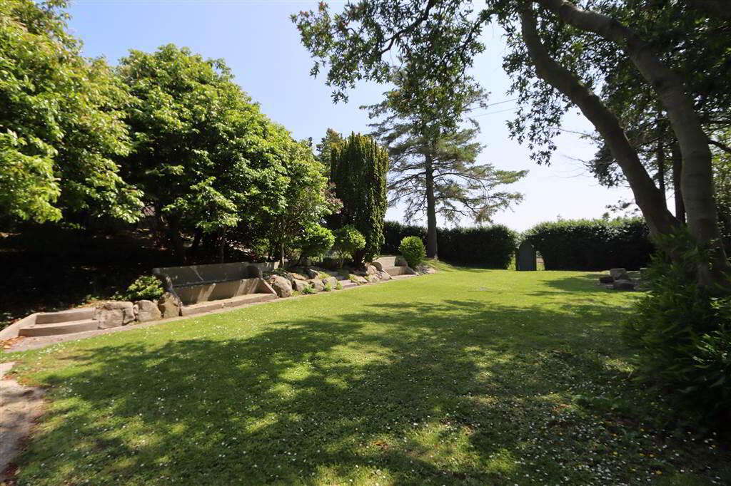 'Mount Cairn', 106 Newtownards Road 50 of 61