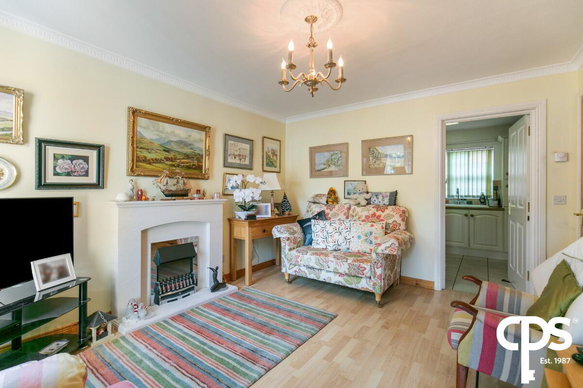 18 Ferndale Court 5 of 16