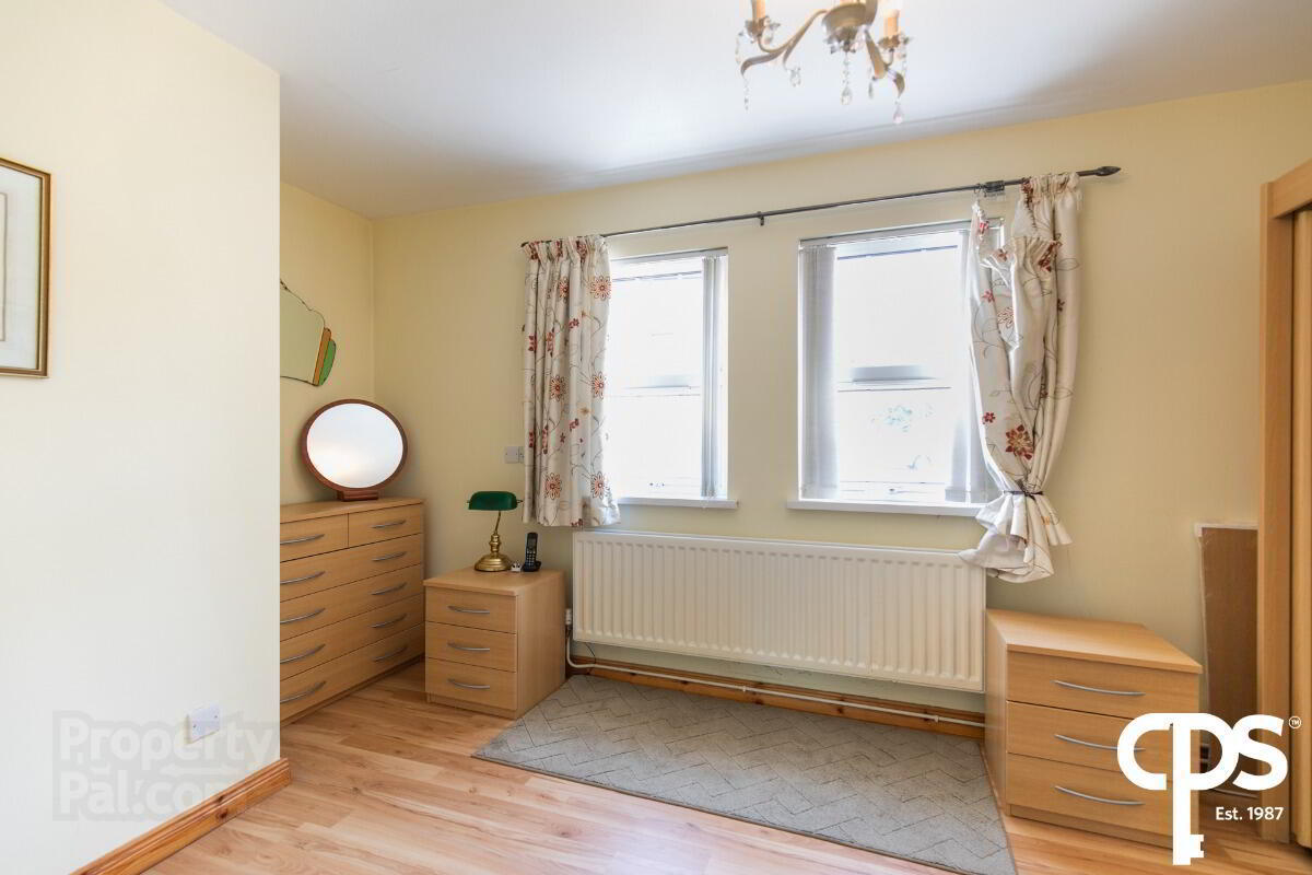 18 Ferndale Court 9 of 16