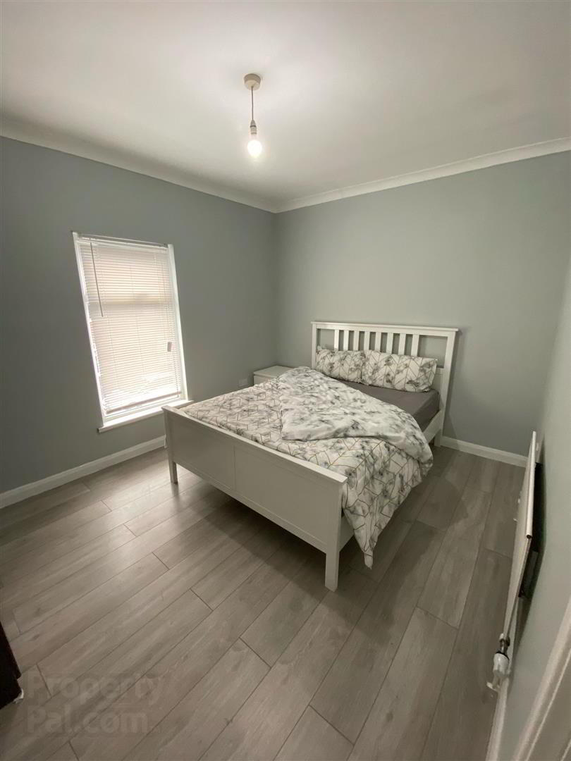 27 Donegall Avenue 5 of 10