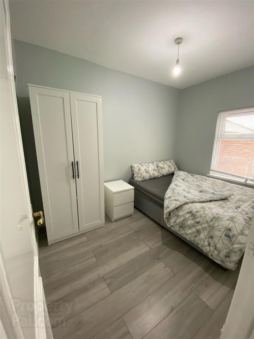 27 Donegall Avenue 7 of 10