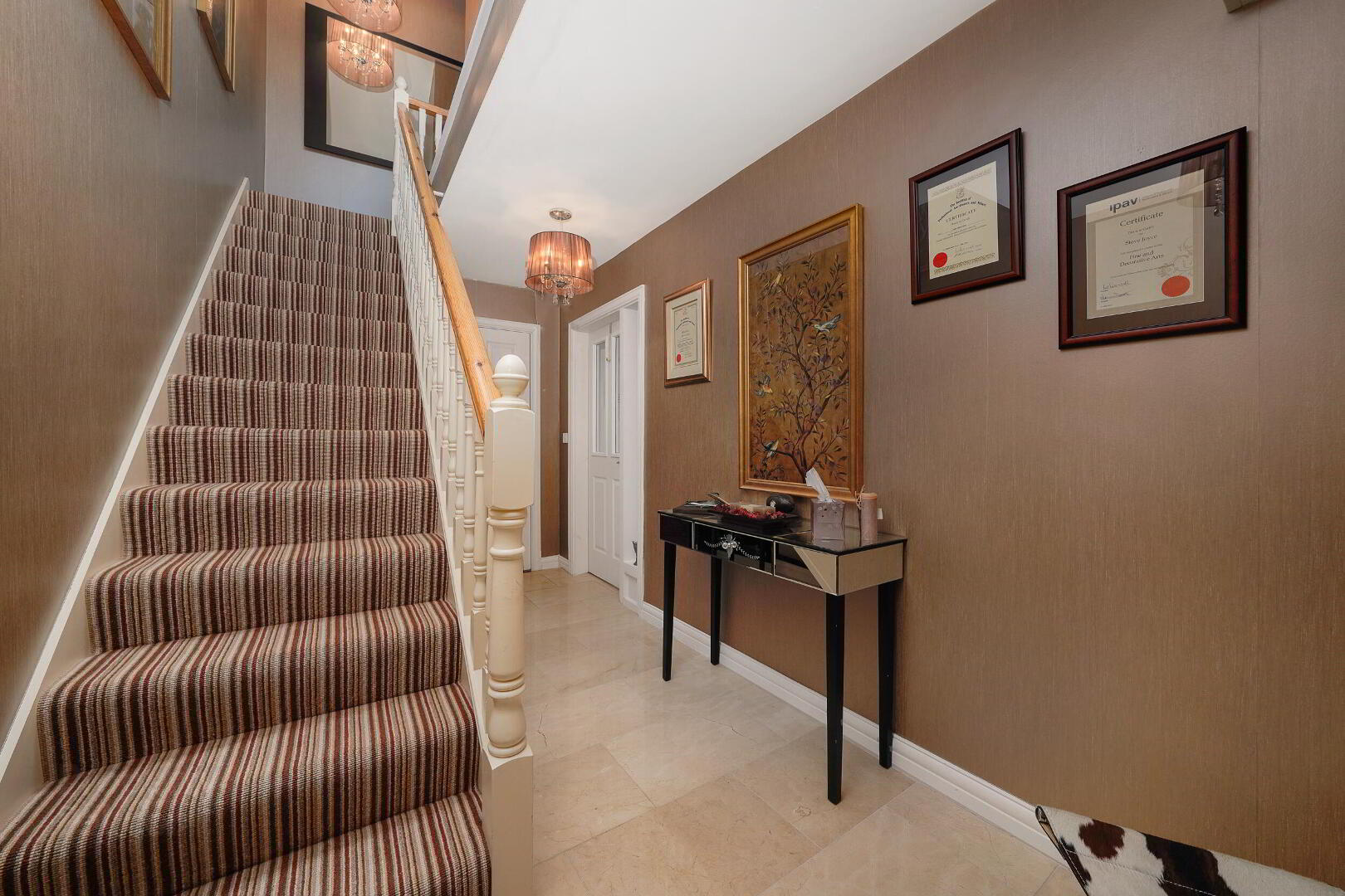 16 Eaton Close 4 of 32