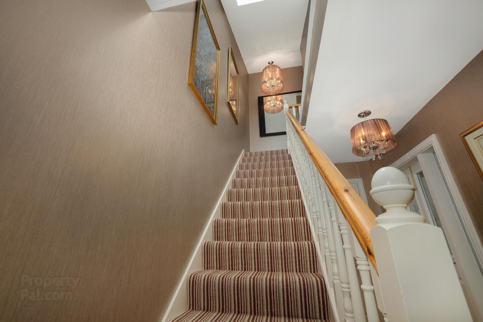 16 Eaton Close 5 of 32