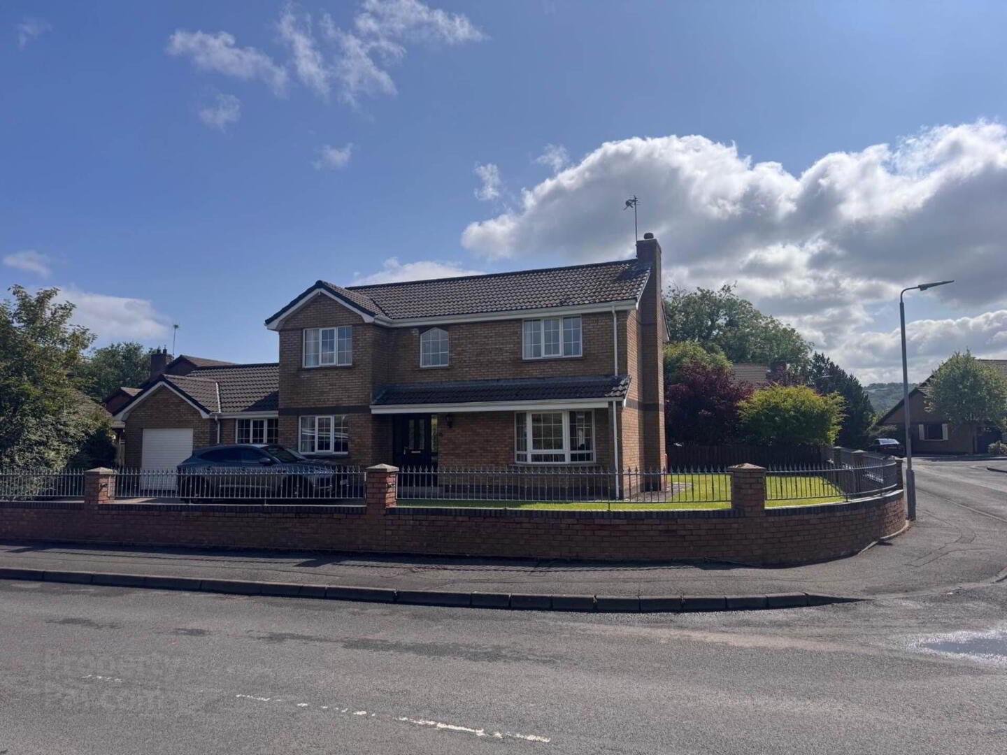 property description image