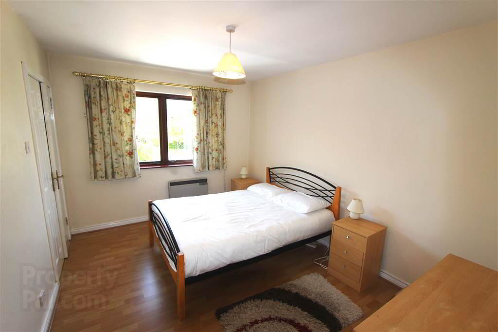 Apt 44, Ashleigh Manor 7 of 9