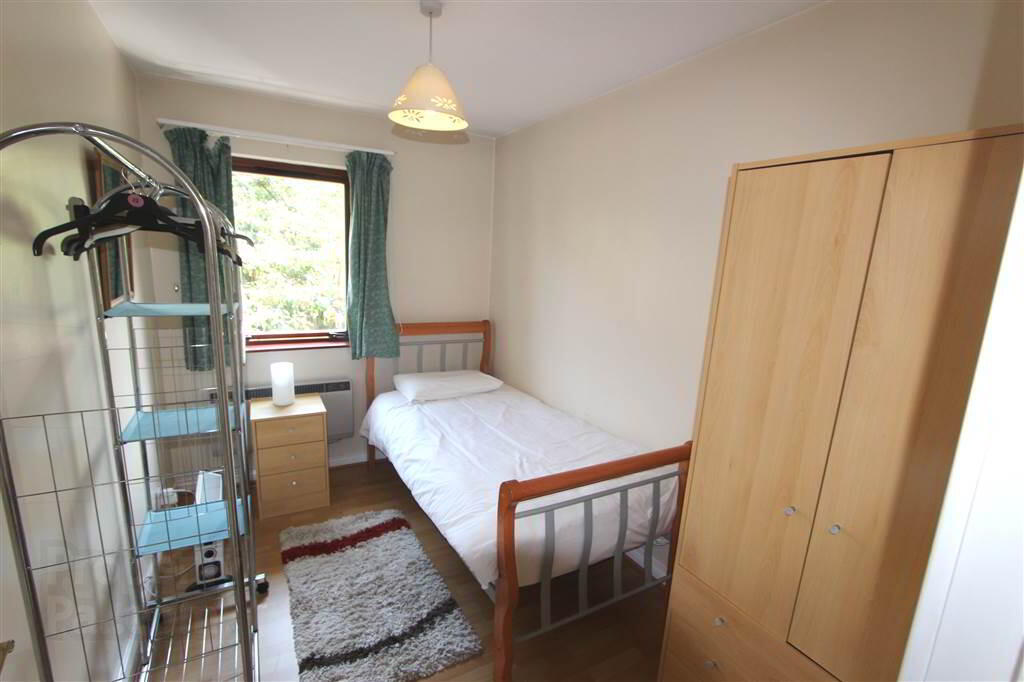 Apt 44, Ashleigh Manor 8 of 9
