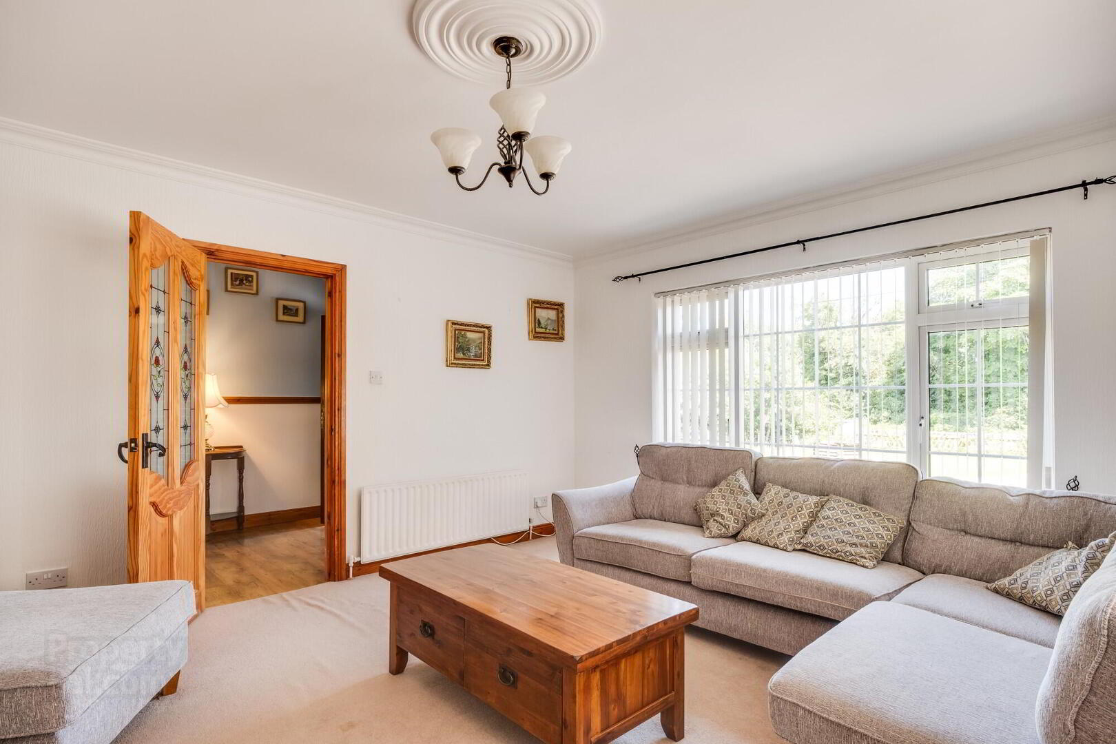 600 Loughshore Road 4 of 37