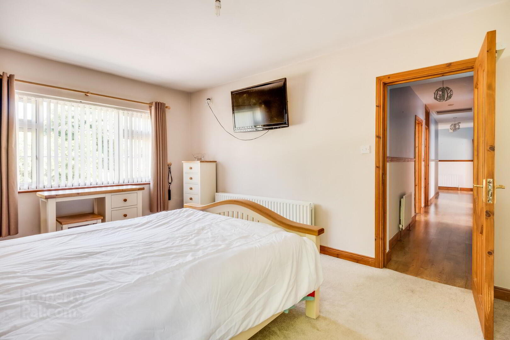 600 Loughshore Road 16 of 37