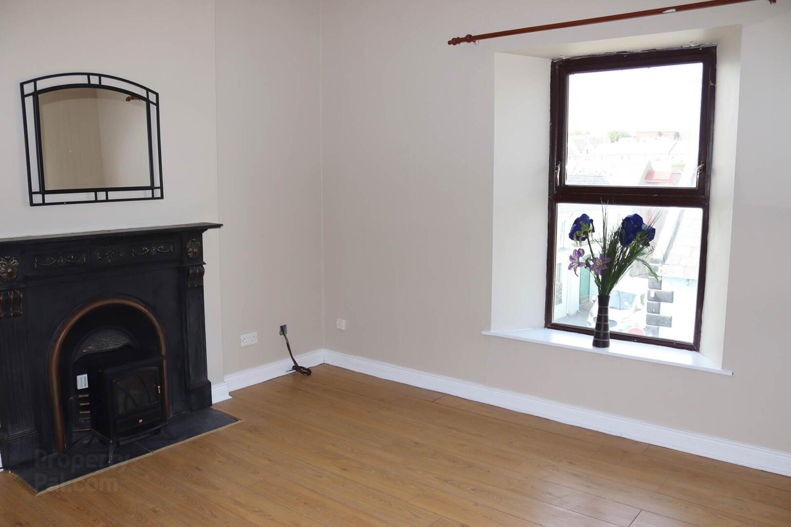 property description image