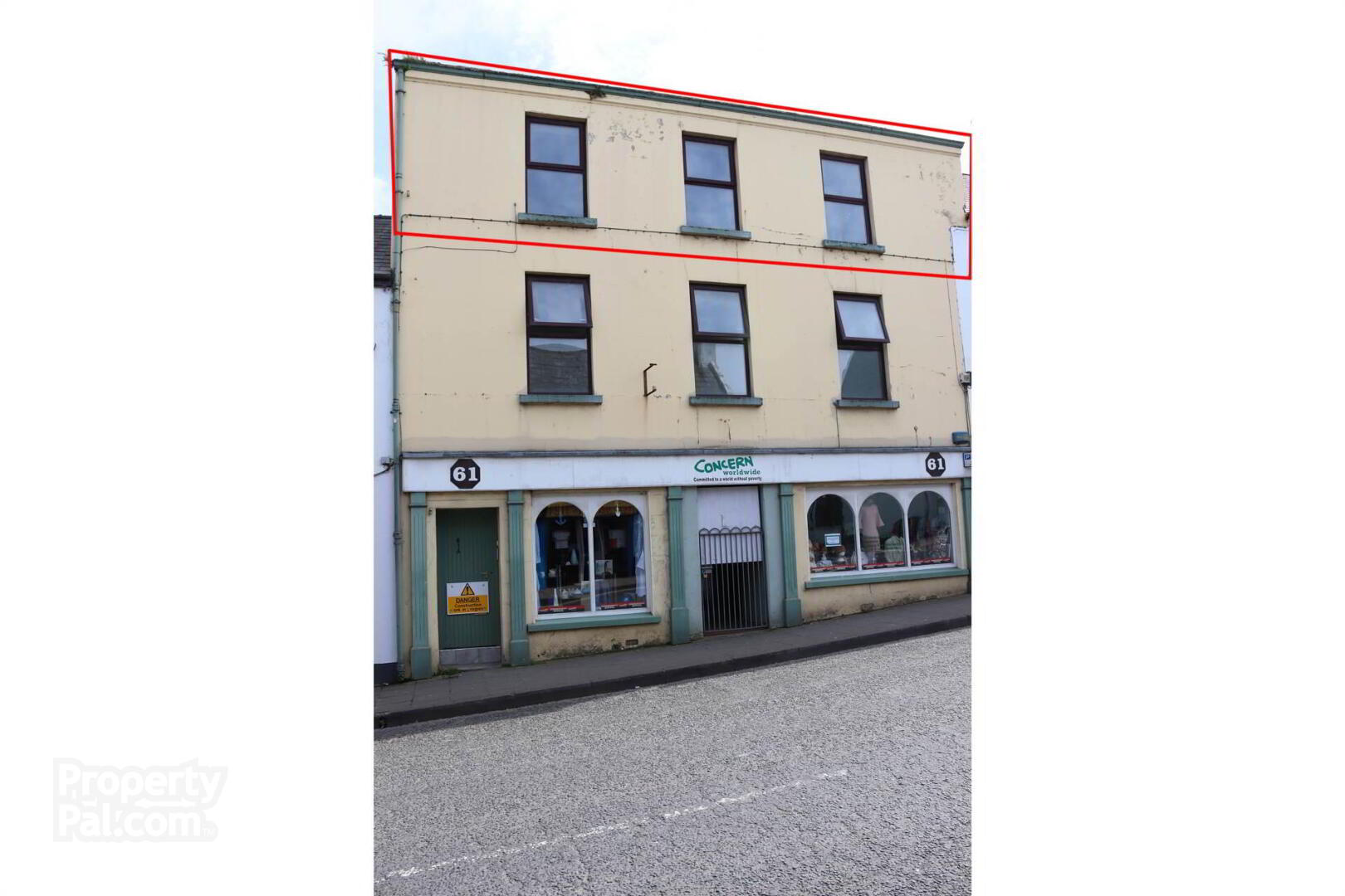 61b Castle Street 1 of 10