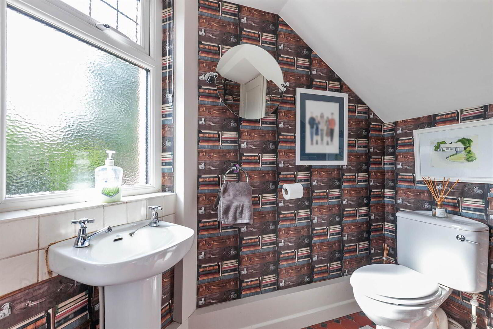 21 Castlehill Road 19 of 42