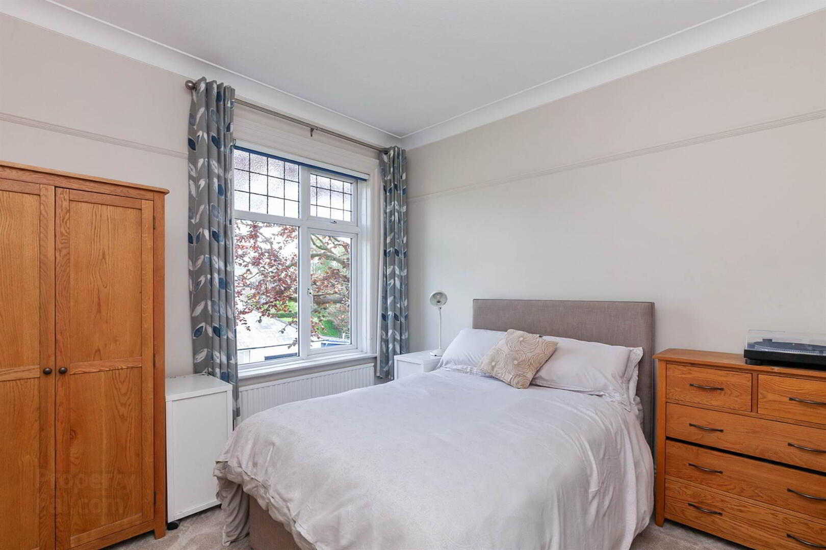 21 Castlehill Road 30 of 42