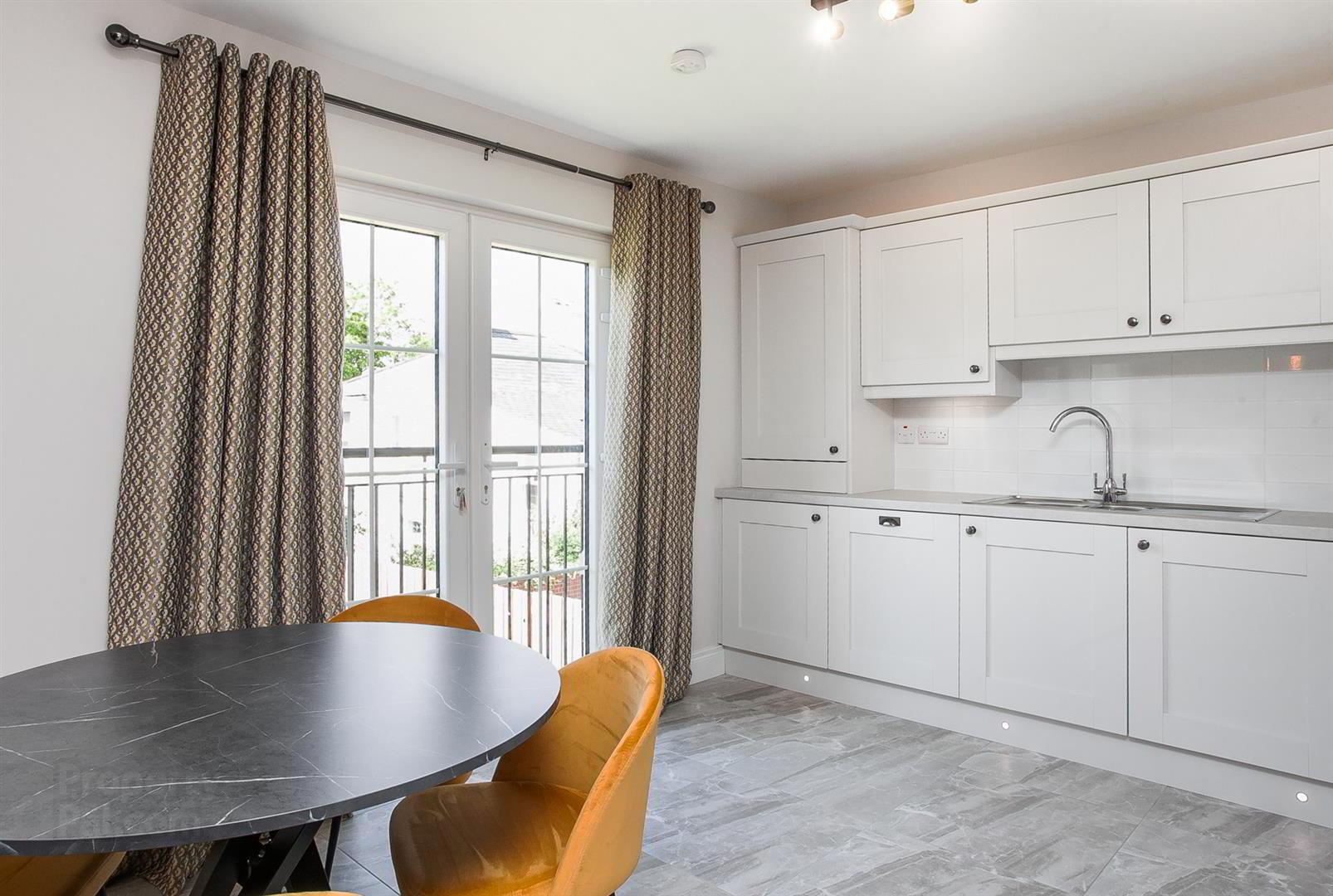 Apt 4 Ebrington Hall, 149e Upper Newtownards Road 16 of 24