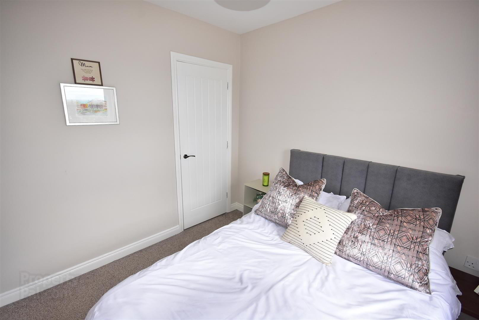 33 Greenvale Road 13 of 26