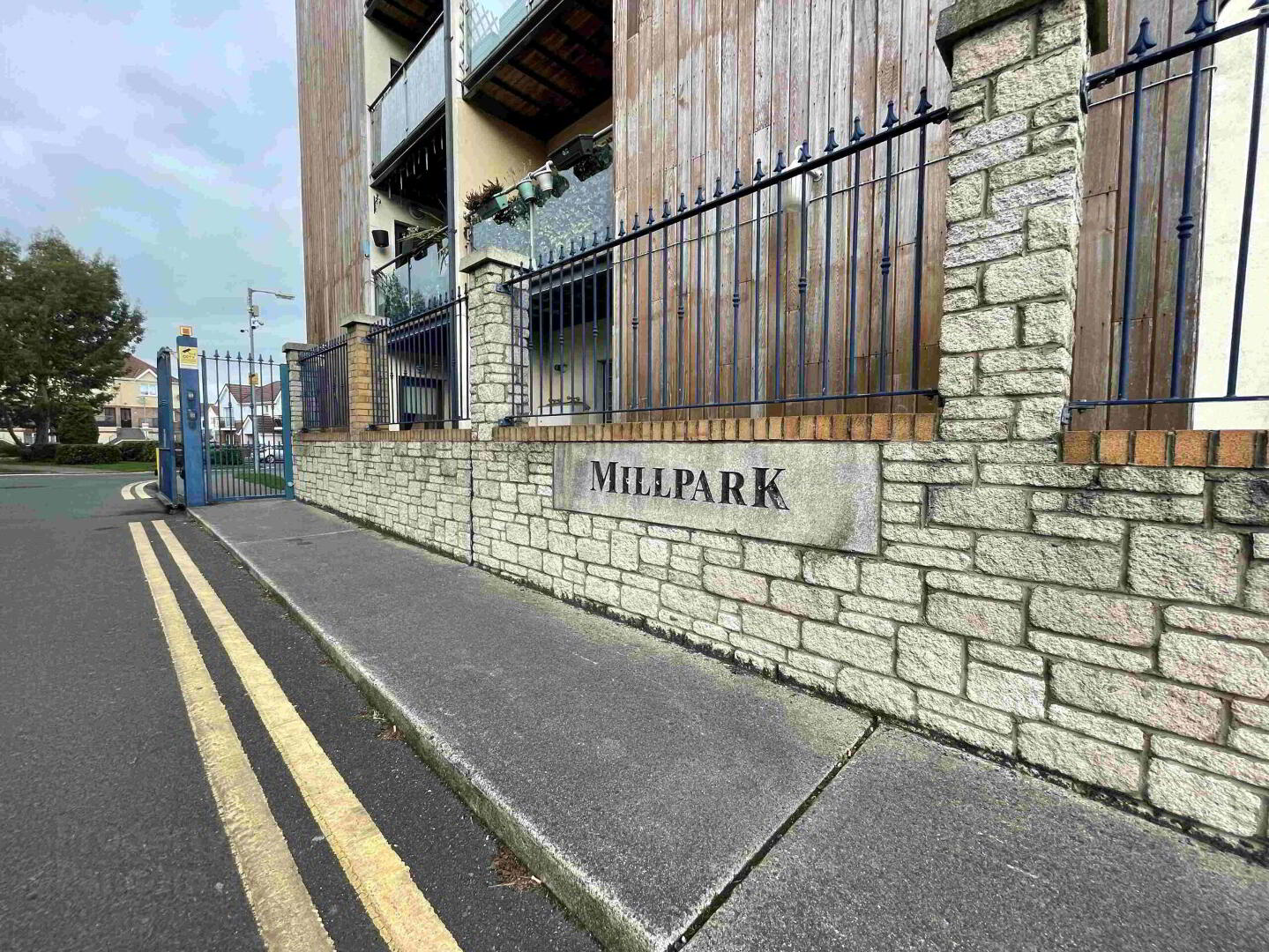 Millpark 1 of 9