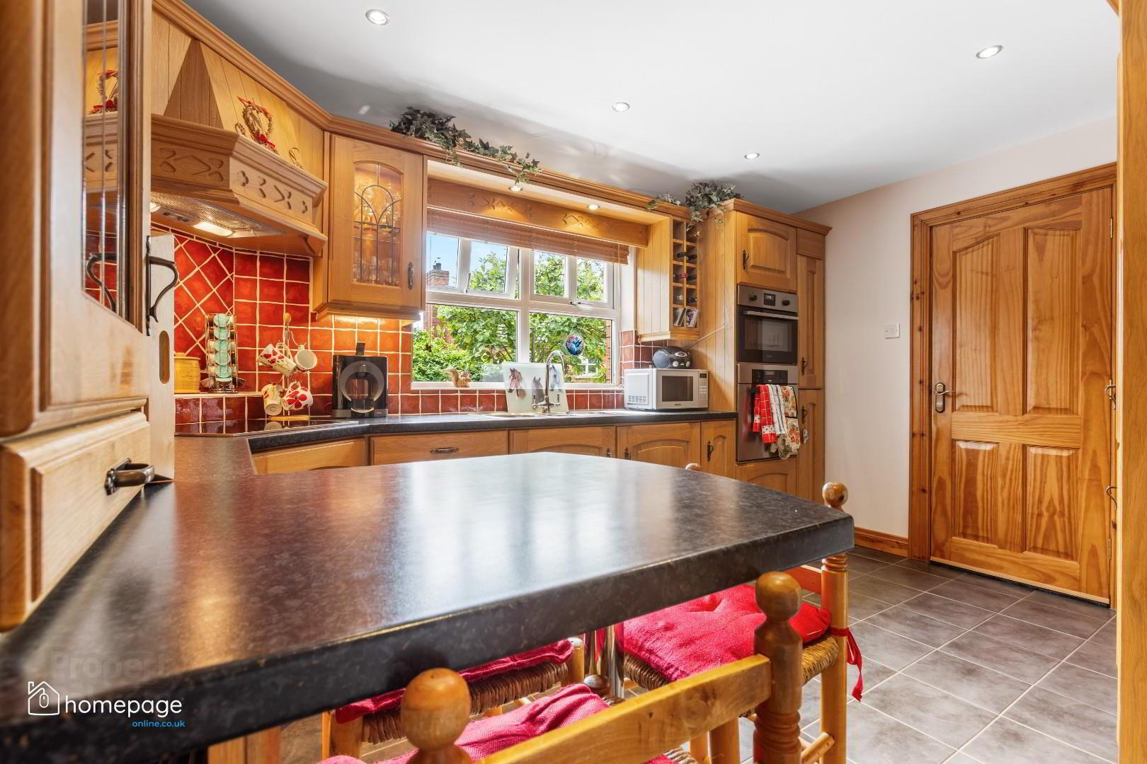 16 Carthall Manor 4 of 46