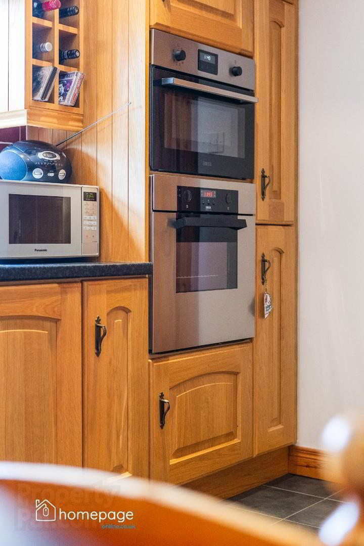 16 Carthall Manor 9 of 46