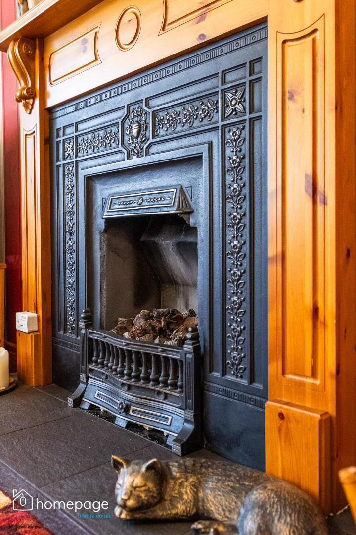 16 Carthall Manor 14 of 46