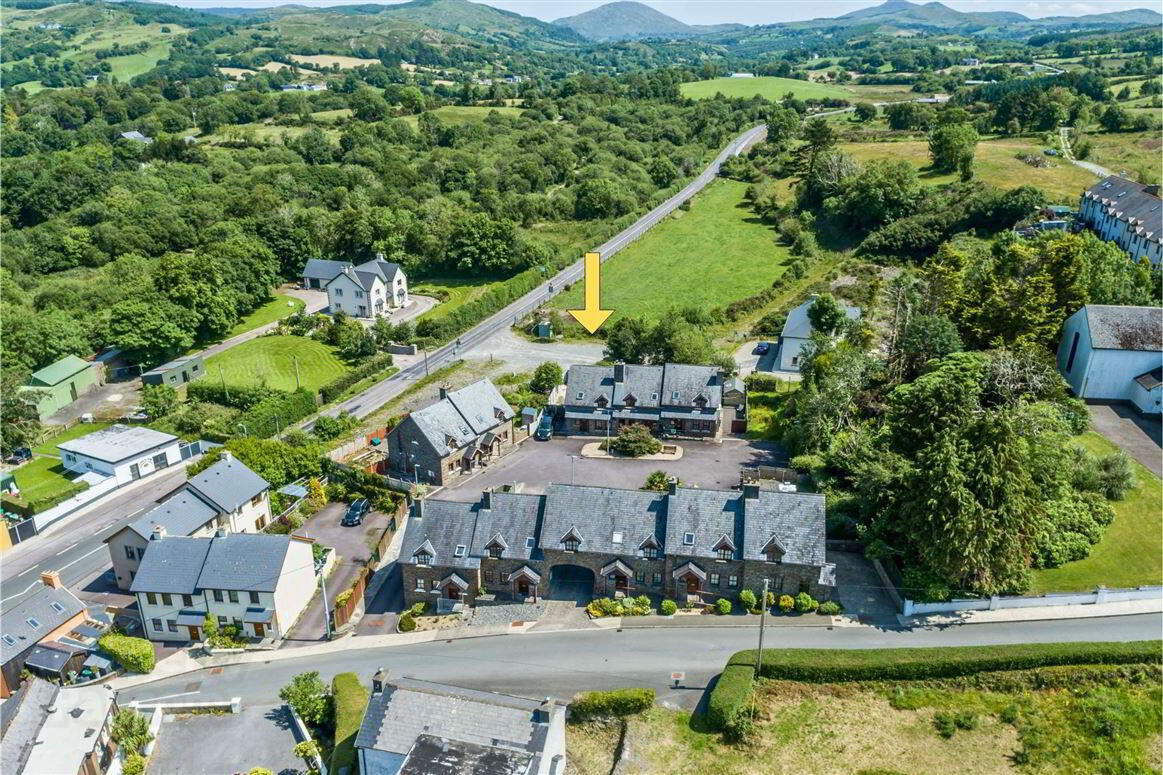 5 Chapel Hill Court 2 of 30