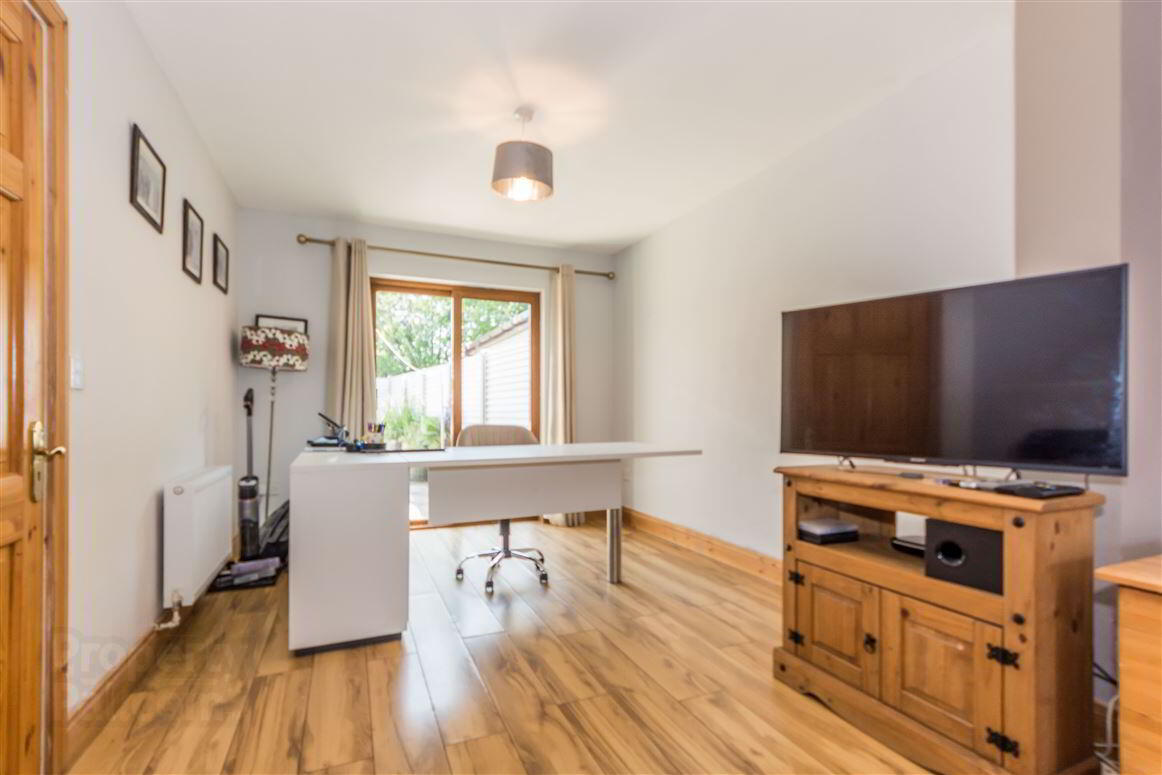 5 Chapel Hill Court 11 of 30
