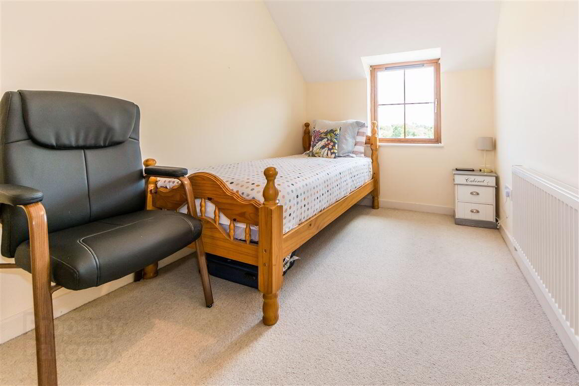 5 Chapel Hill Court 21 of 30