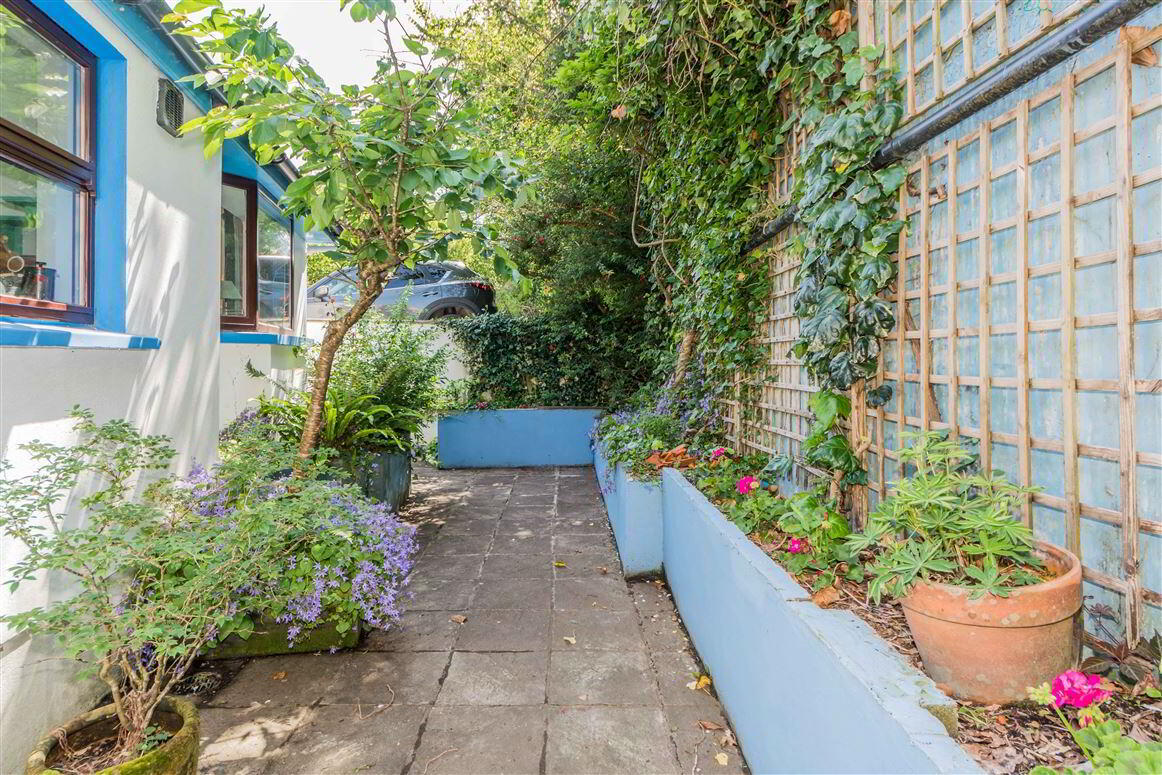 Bluebell Cottage 2 of 29