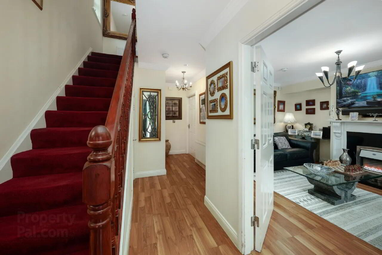 8 Cluain Mullach 3 of 28