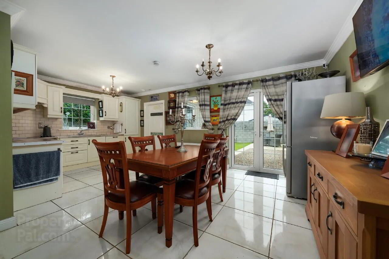 8 Cluain Mullach 6 of 28