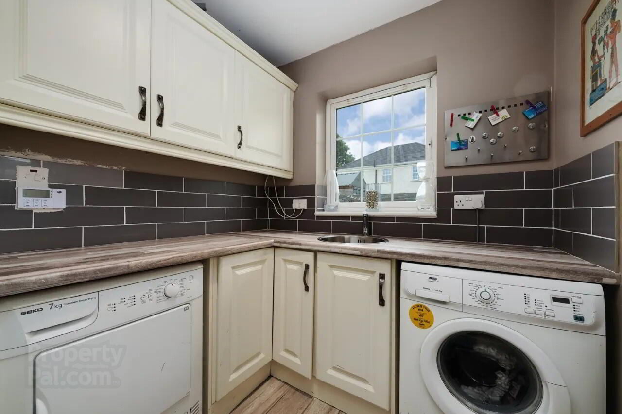 8 Cluain Mullach 10 of 28