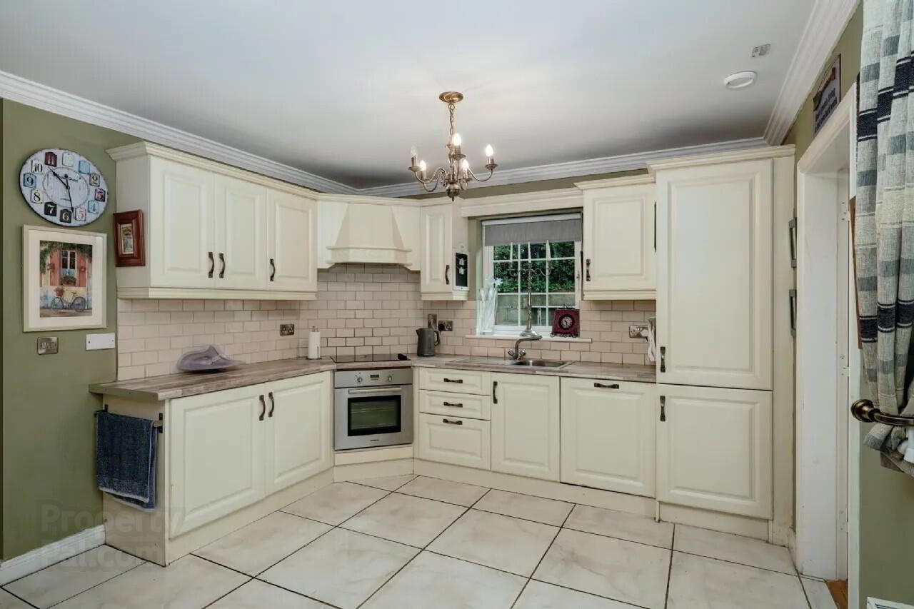 8 Cluain Mullach 7 of 28