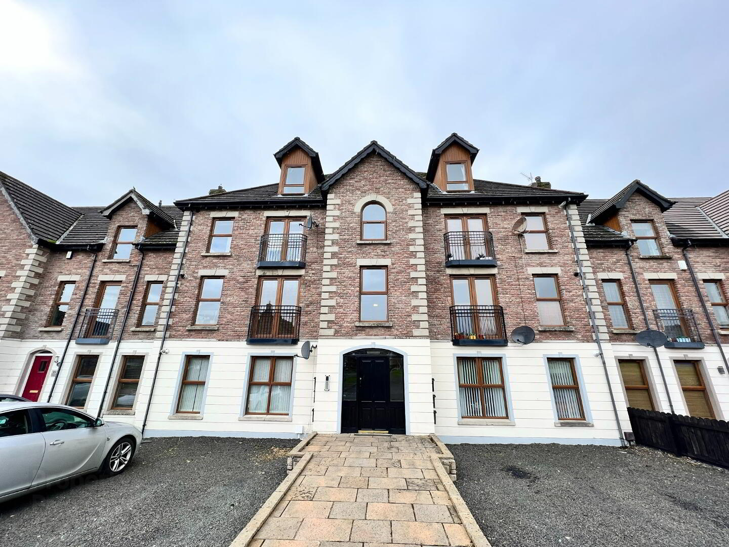 45 Millhouse Road 1 of 11