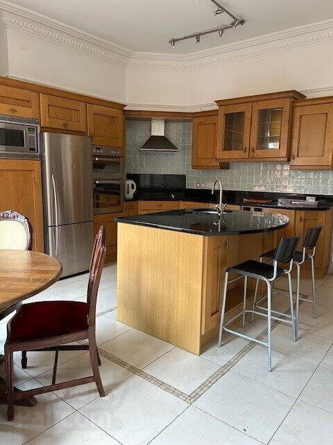11 Deramore Park 2 of 6