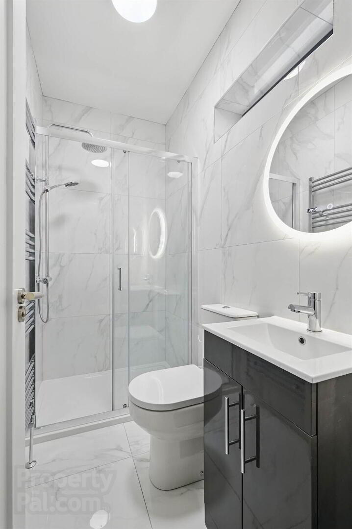 Apt 3, 37 Wellington Park 14 of 15