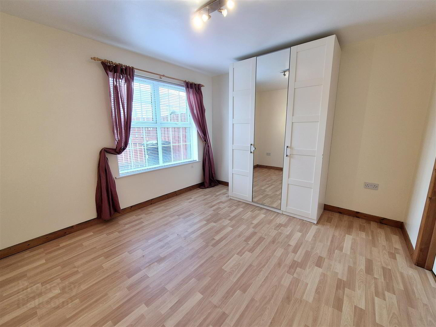1 South Street Mews 5 of 7