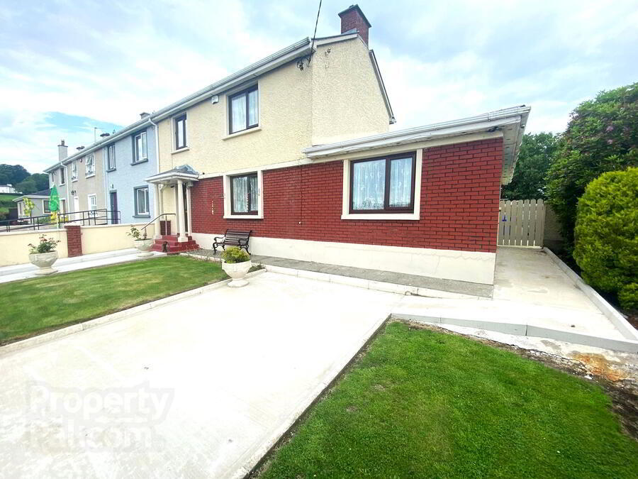 387 Coneyburrow 2 of 16