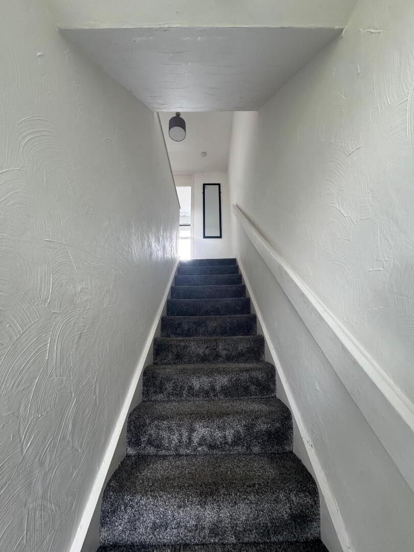 18 Hillmount Gardens 5 of 13