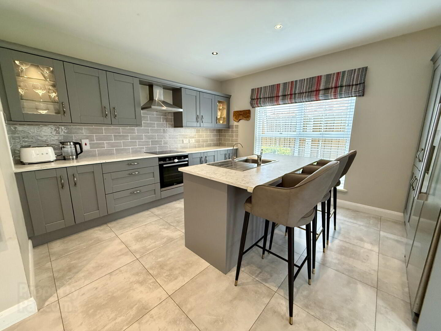 27 Cavanacaw Road 20 of 50