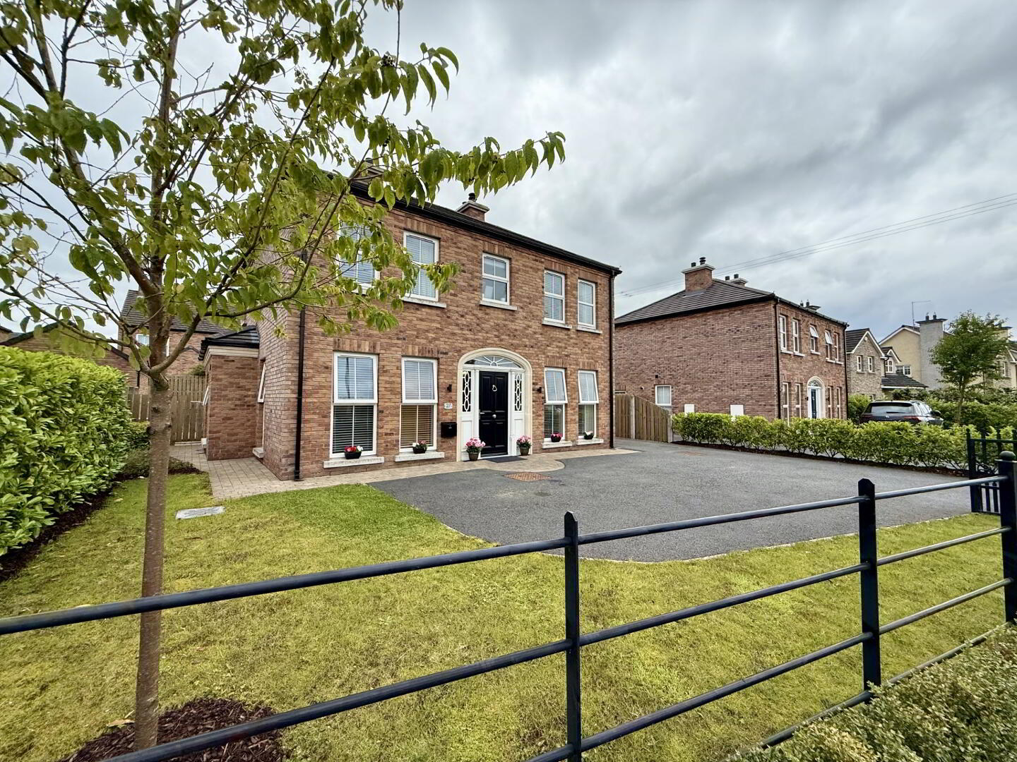property description image