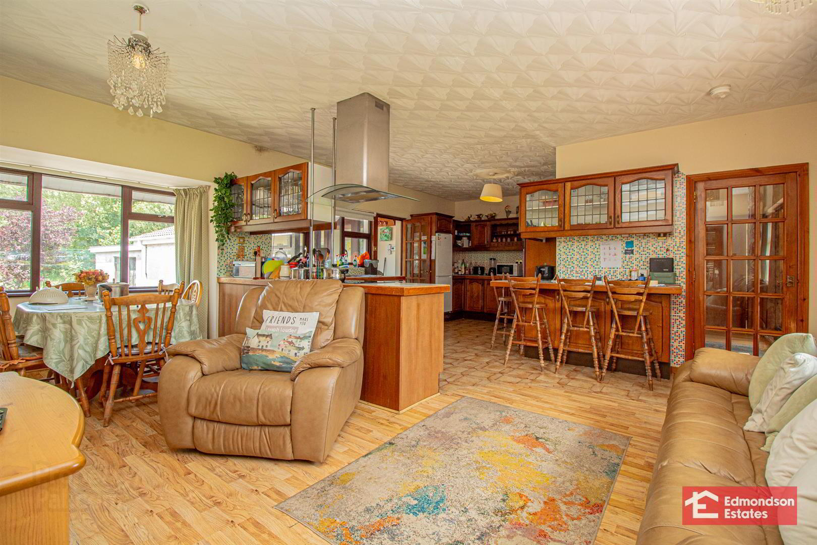 183 Raceview Road 7 of 32