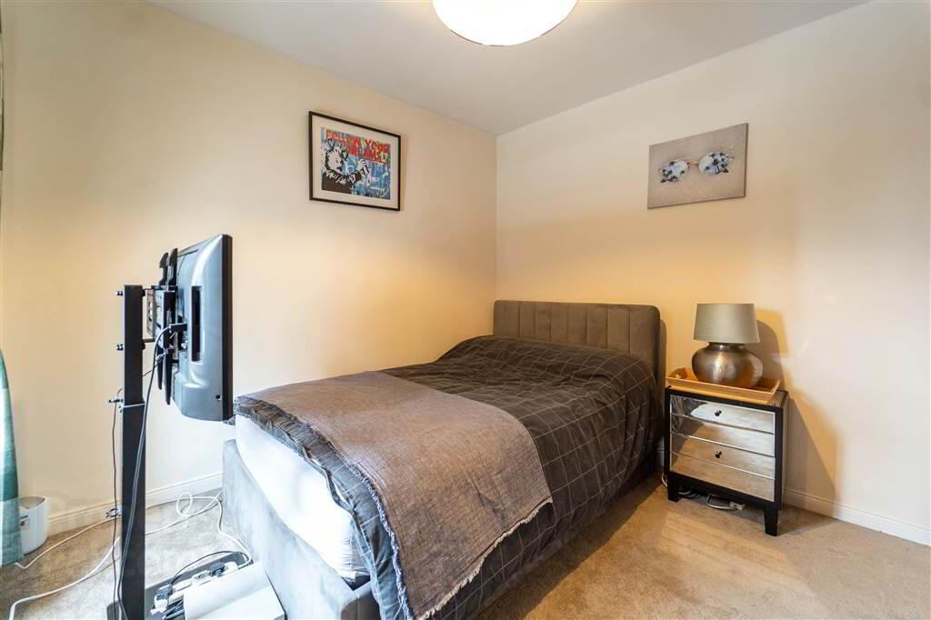 32 Albert Street 17 of 25