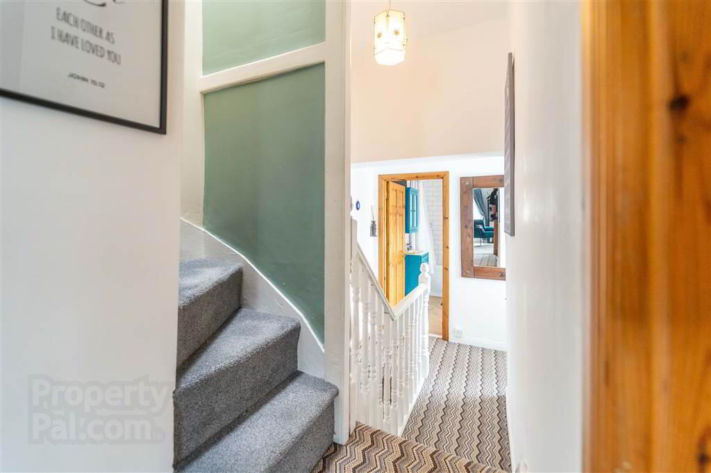 32 Albert Street 19 of 25