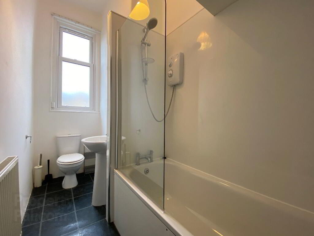 22 Strathearn Road 11 of 11