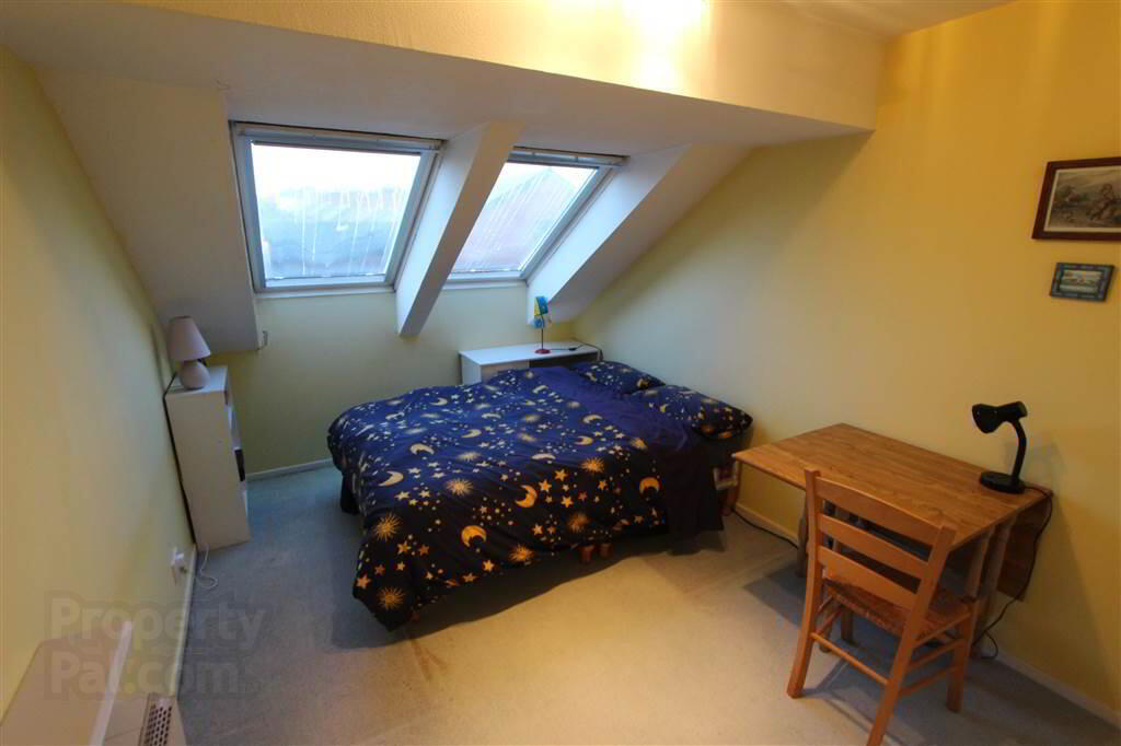 Apt 9, Colenso Court 6 of 7